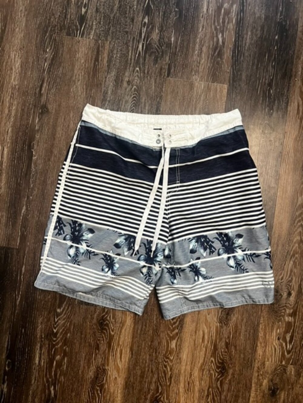 Men's OP Ocean Pacific Swim Board Shorts, Size L. Black White, Pockets, Ex Cond